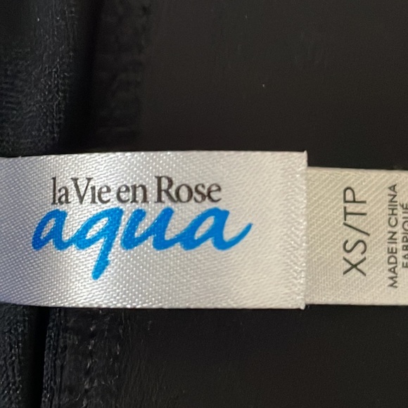 La Vie en Rose Bikini top blues with frill removable top strap gold accent Sz XS - Picture 4 of 6